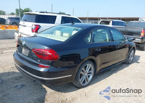 2018 Volkswagen Passat S/R-Line из США, поврежденный, VIN 1VWAA7A39JC001485